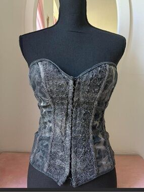 Oh Yes Y2K Black Strapless Corset Top